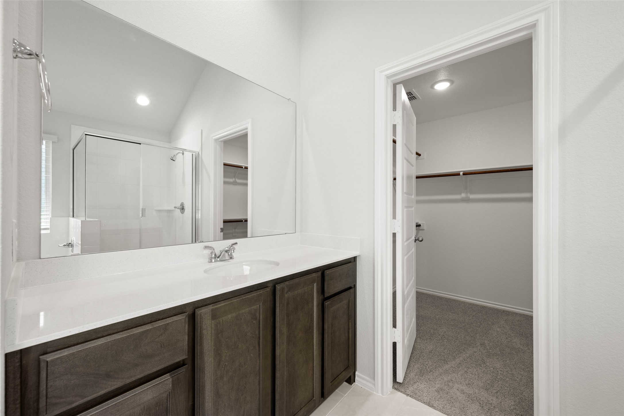 2637 Streamside, Burleson, TX, 76028 | 21007319 | Realty Texas LLC