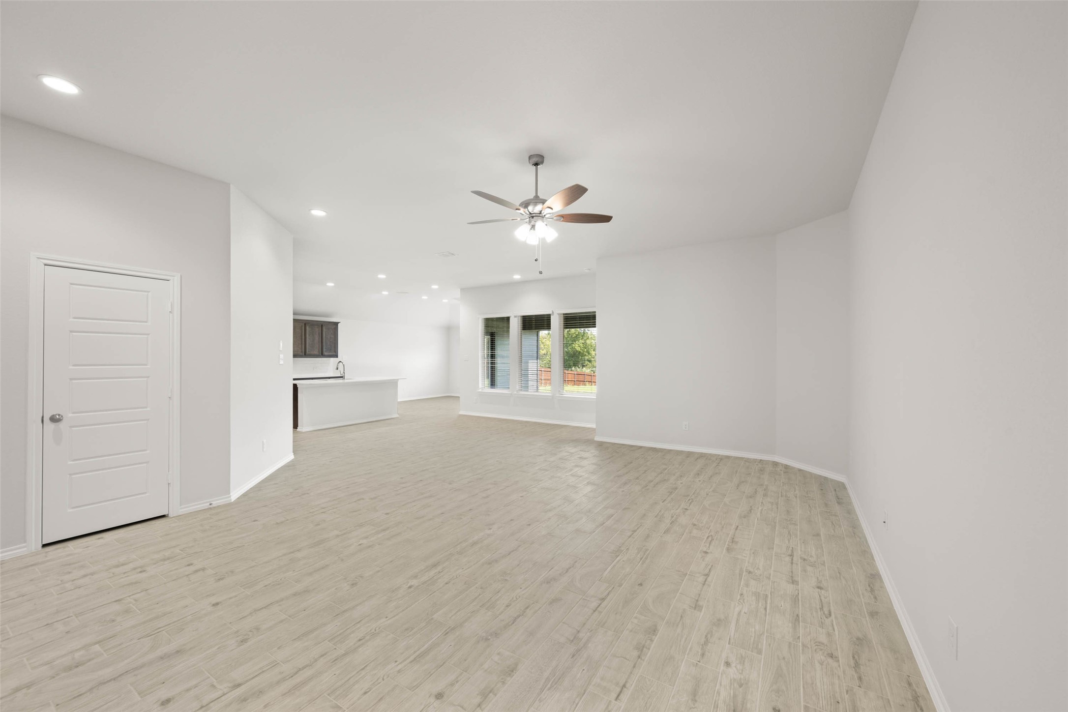 2637 Streamside, Burleson, TX, 76028 | 21007319 | Realty Texas LLC