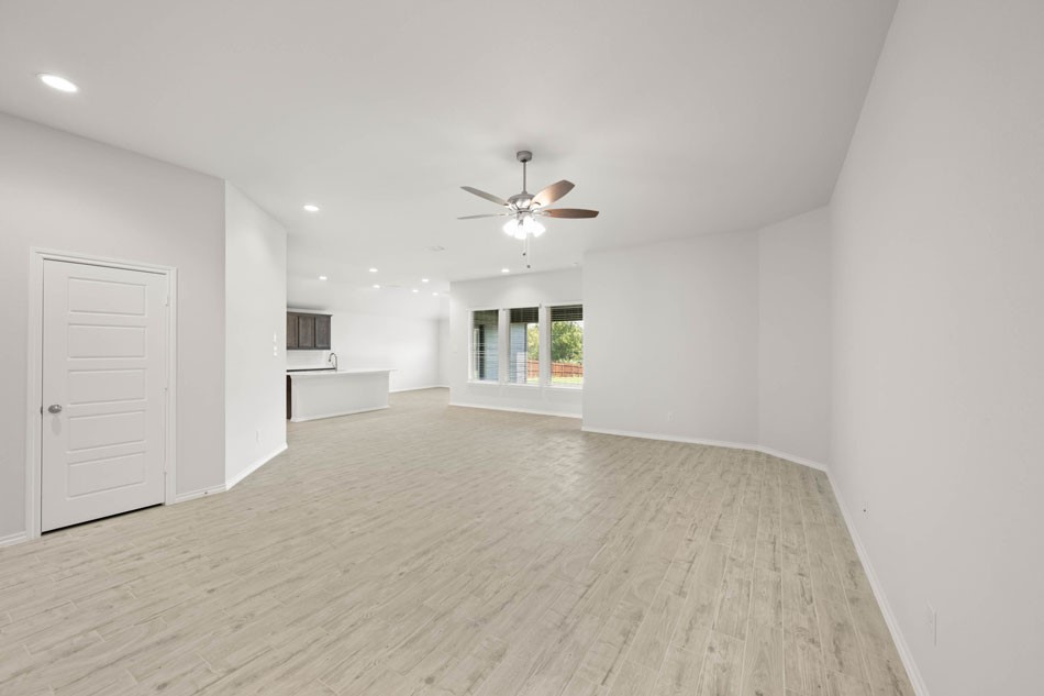 2637 Streamside, Burleson, TX, 76028 | 21007319 | Realty Texas LLC
