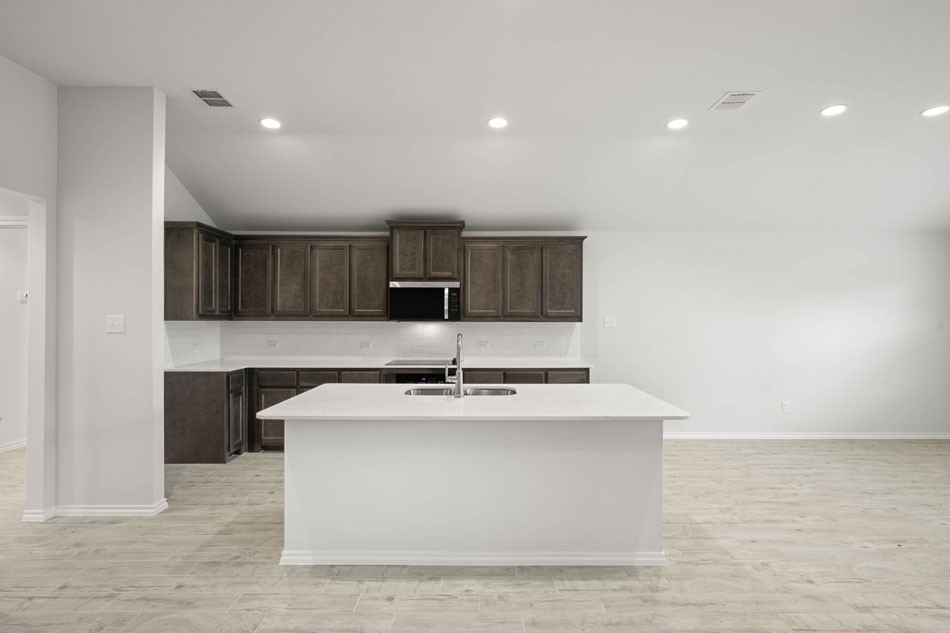 2637 Streamside, Burleson, TX, 76028 | 21007319 | Realty Texas LLC