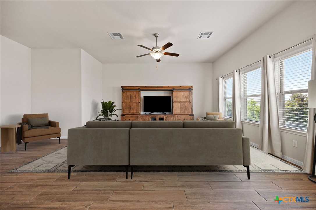 131 Mount Ellen Street, Hutto, TX, 78634 | 586966 | Realty Texas LLC