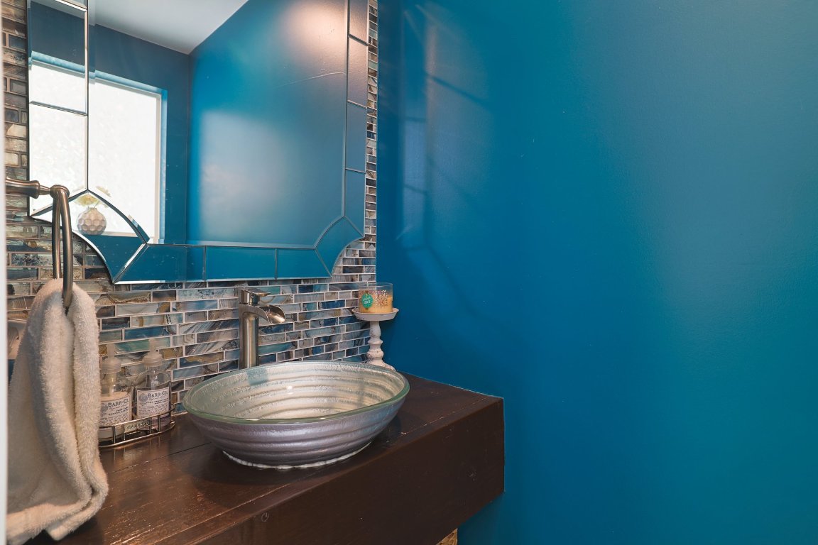 7206 Comanche Trail, Austin, TX, 78732 | 7008612 | Realty Texas LLC