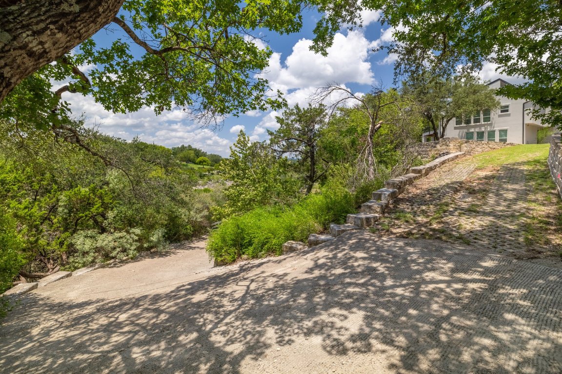 7206 Comanche Trail, Austin, TX, 78732 | 7008612 | Realty Texas LLC