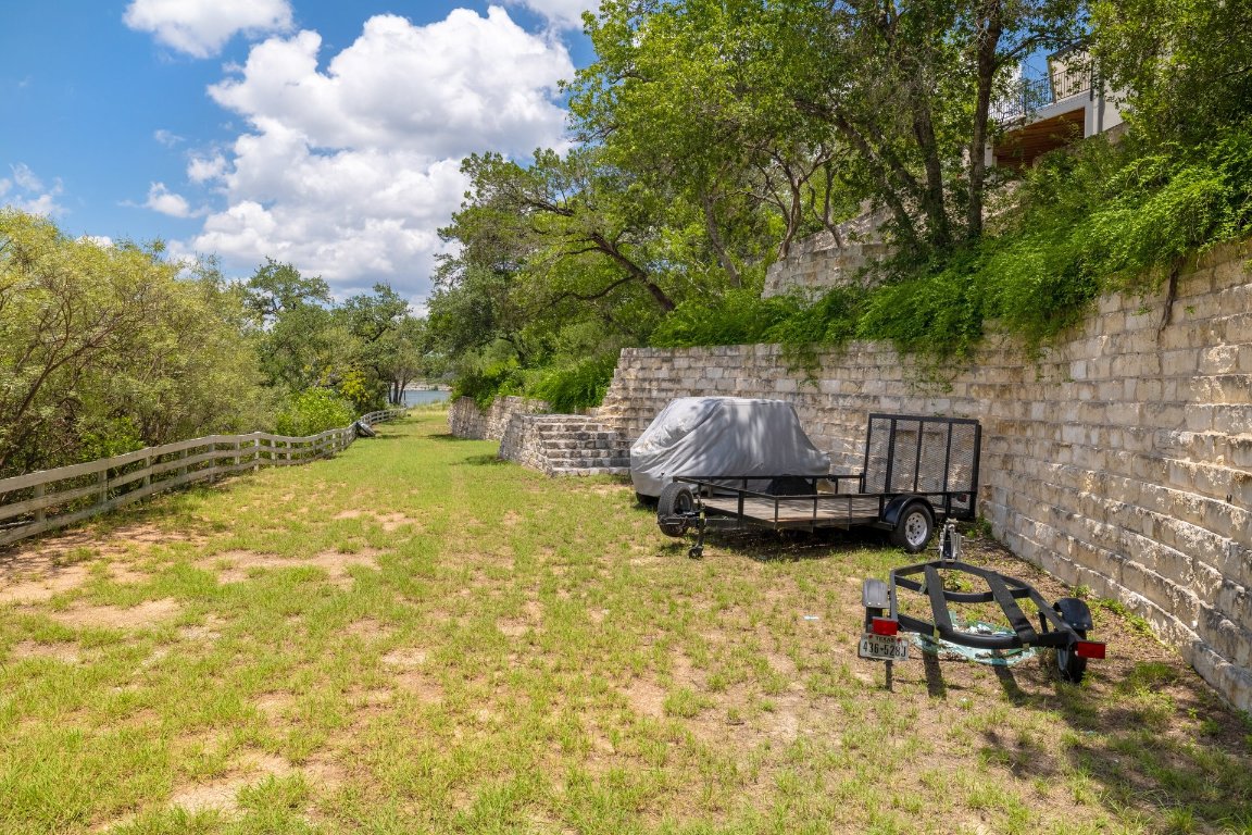 7206 Comanche Trail, Austin, TX, 78732 | 7008612 | Realty Texas LLC