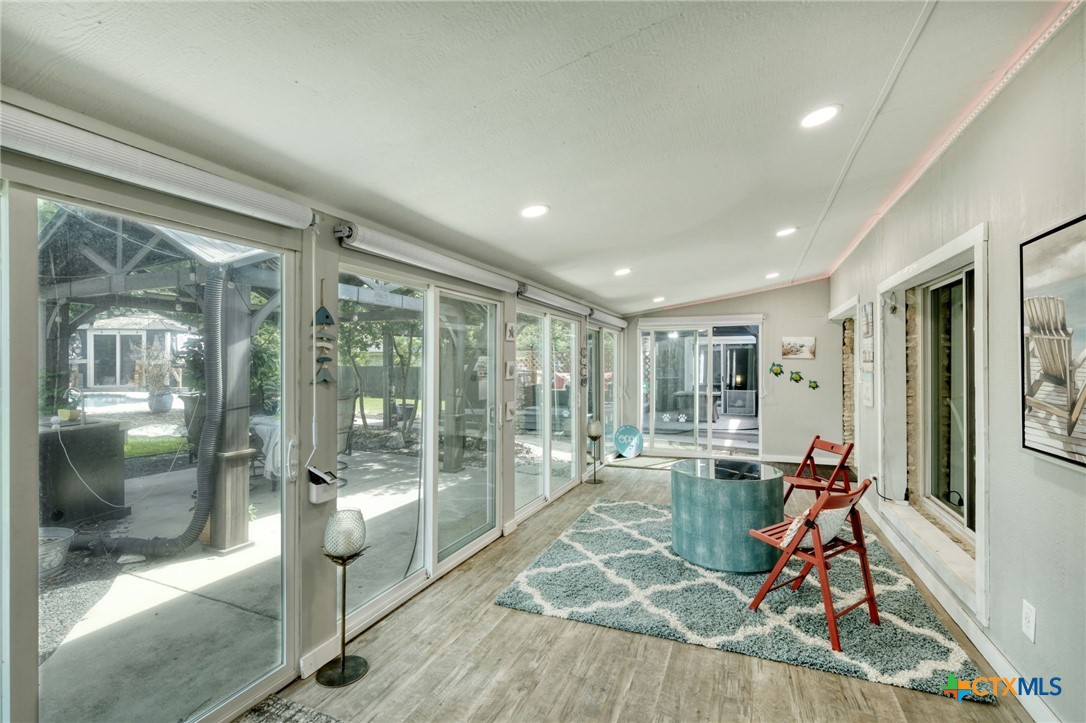 606 S Lake Creek Drive, Round Rock, TX, 78681 | 586833 | Realty Texas LLC