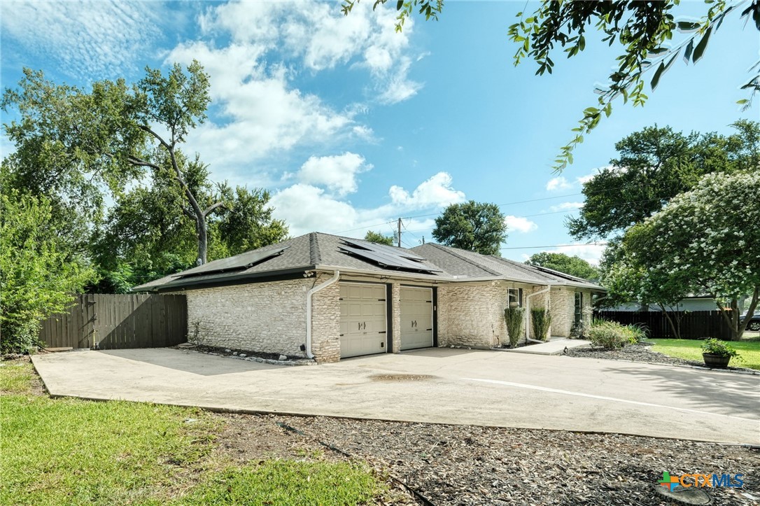 606 S Lake Creek Drive, Round Rock, TX, 78681 | 586833 | Realty Texas LLC