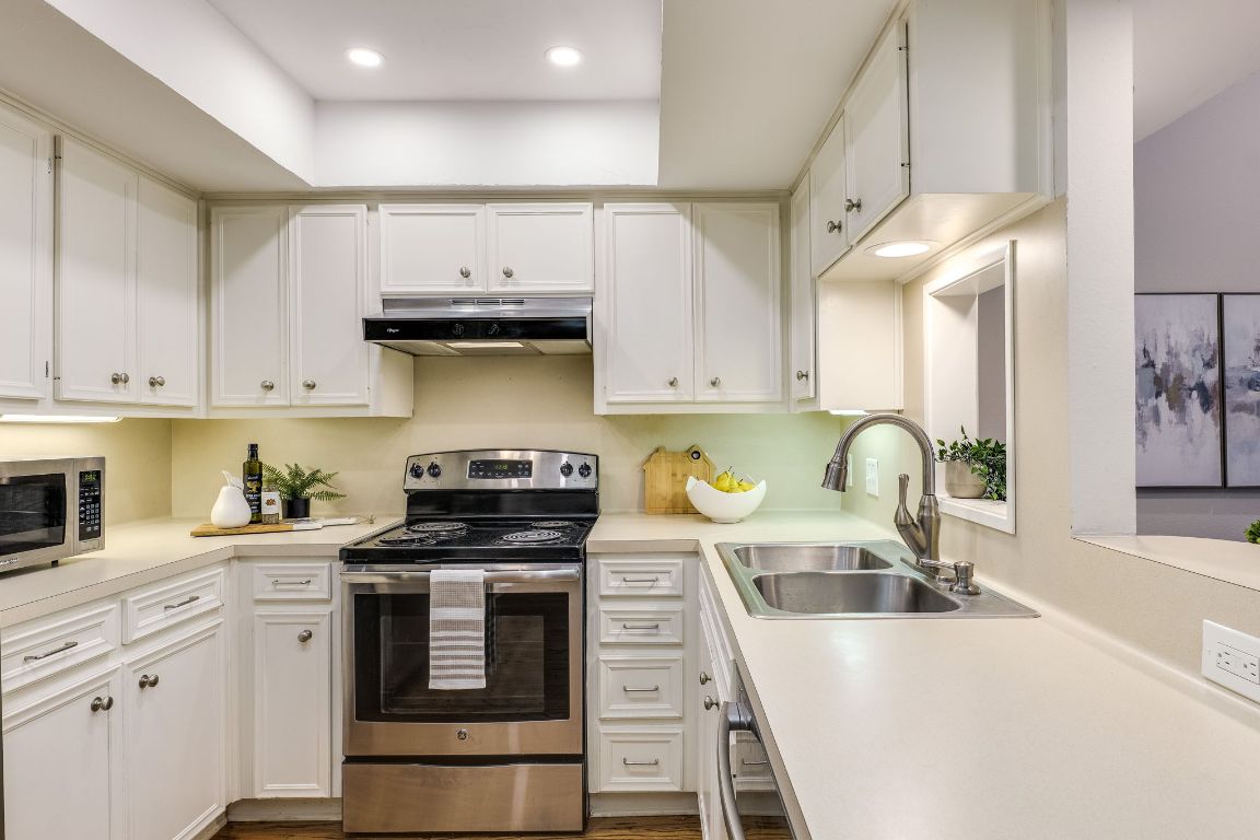 3601 LAWTON Avenue 10, Austin, TX, 78731 | 5394052 | Realty Texas LLC