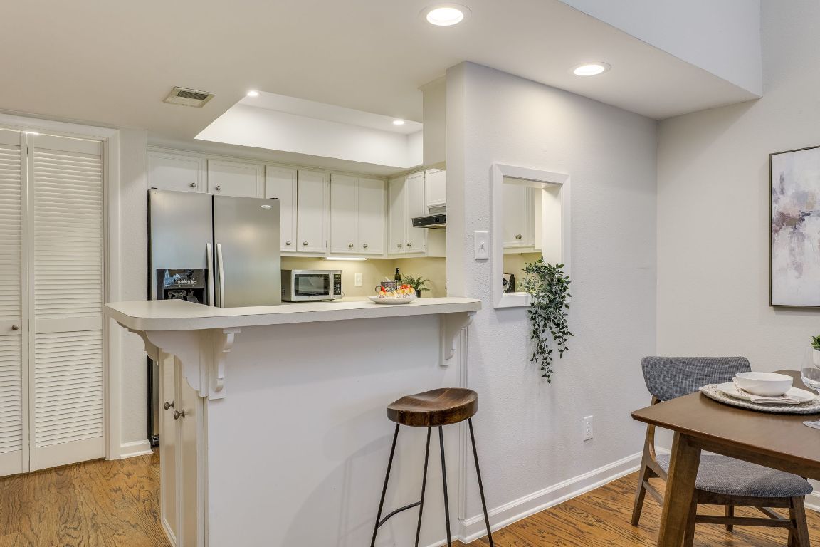 3601 LAWTON Avenue 10, Austin, TX, 78731 | 5394052 | Realty Texas LLC