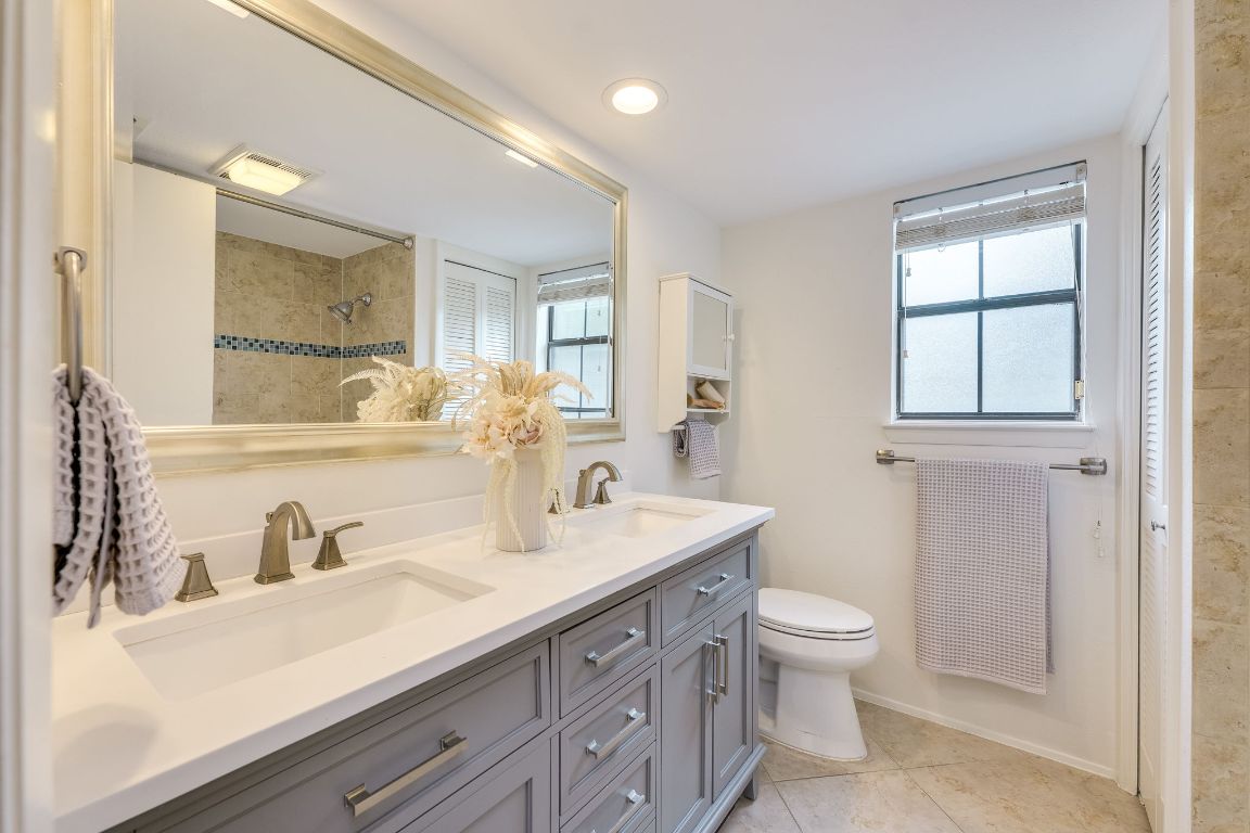 3601 LAWTON Avenue 10, Austin, TX, 78731 | 5394052 | Realty Texas LLC