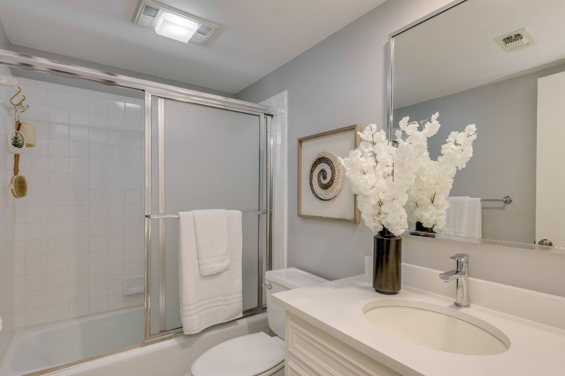 3601 LAWTON Avenue 10, Austin, TX, 78731 | 5394052 | Realty Texas LLC