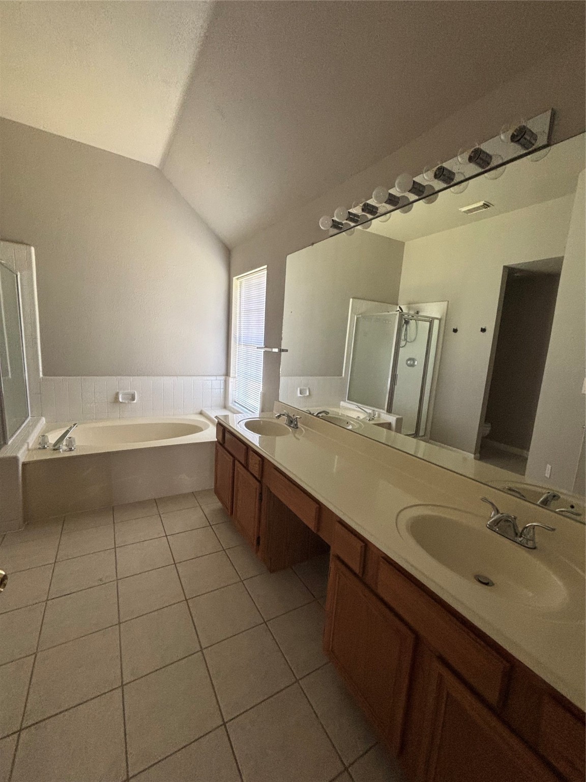 8002 Coastway Drive, Rowlett, TX, 75088 | 21016241 | Realty Texas LLC