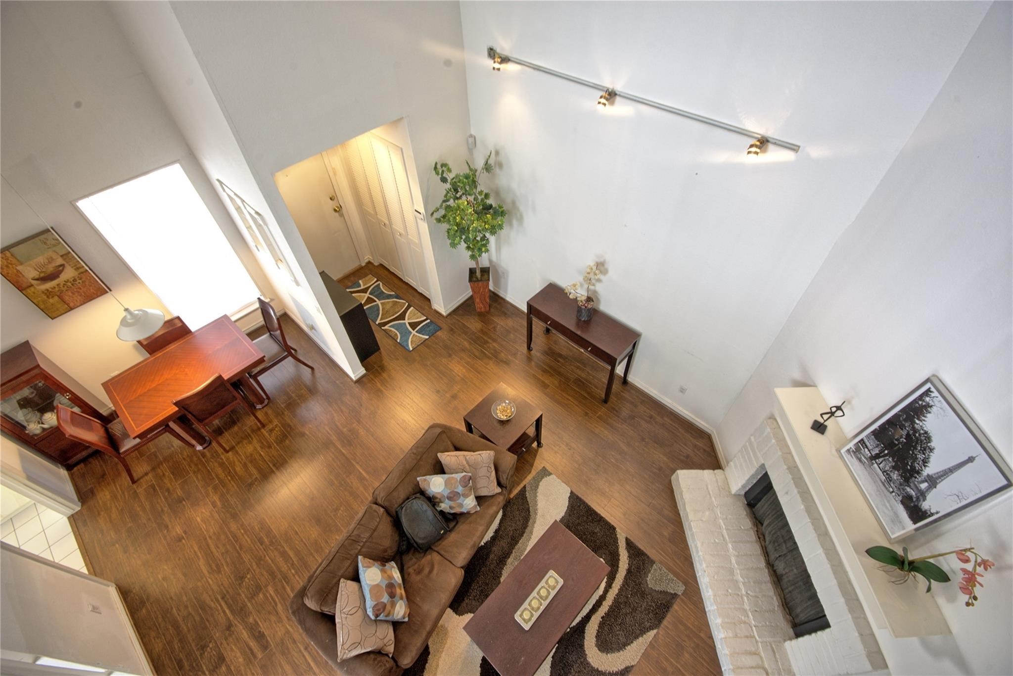 9809 Richmond Avenue C16, Houston, TX, 77042 | 95898816 | Realty Texas LLC