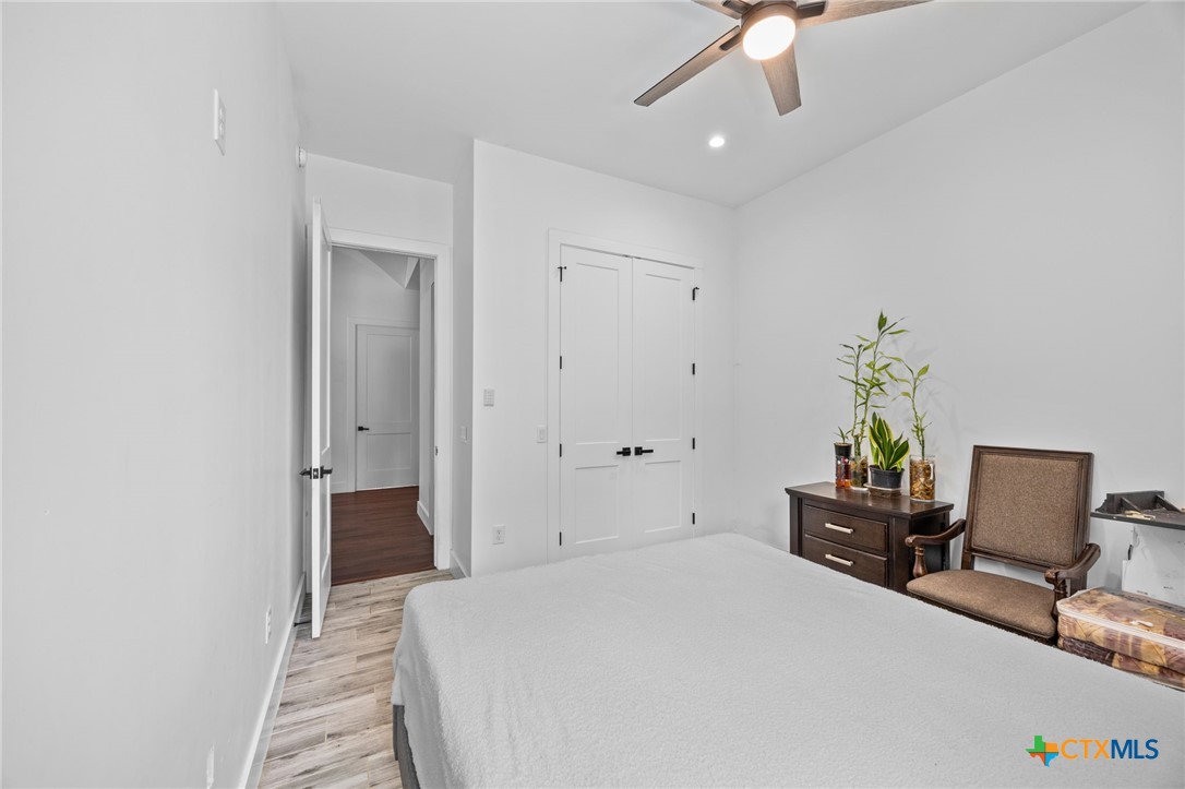 390 Riddle Road, Cedar Creek, TX, 78612 | 588884 | Realty Texas LLC