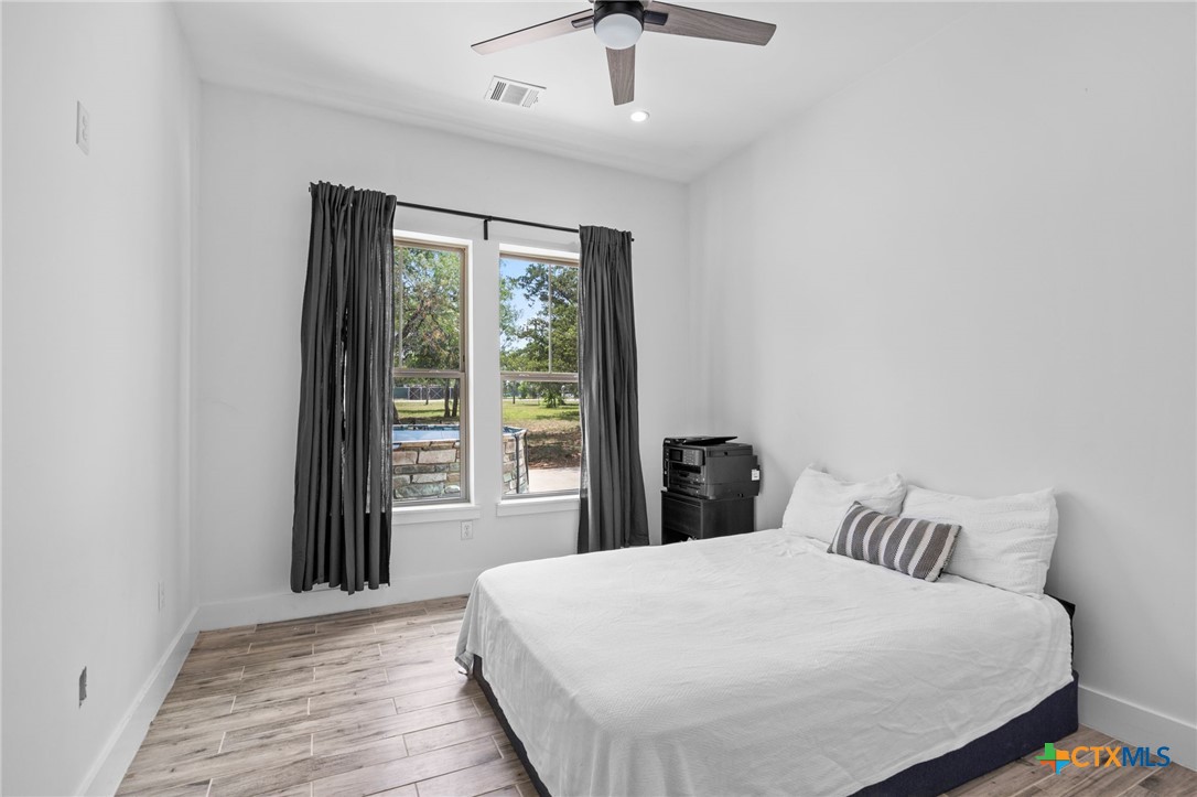 390 Riddle Road, Cedar Creek, TX, 78612 | 588884 | Realty Texas LLC