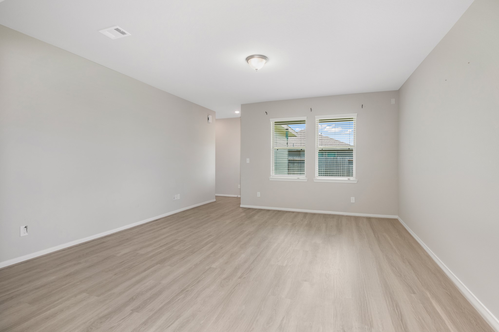 8439 Moonlight Bay Circle, Baytown, TX, 77523 | 71540950 | Realty Texas LLC