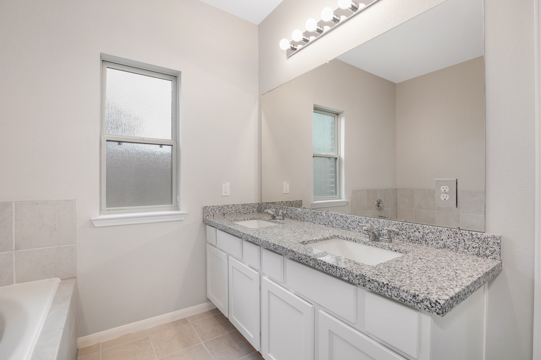 8439 Moonlight Bay Circle, Baytown, TX, 77523 | 71540950 | Realty Texas LLC