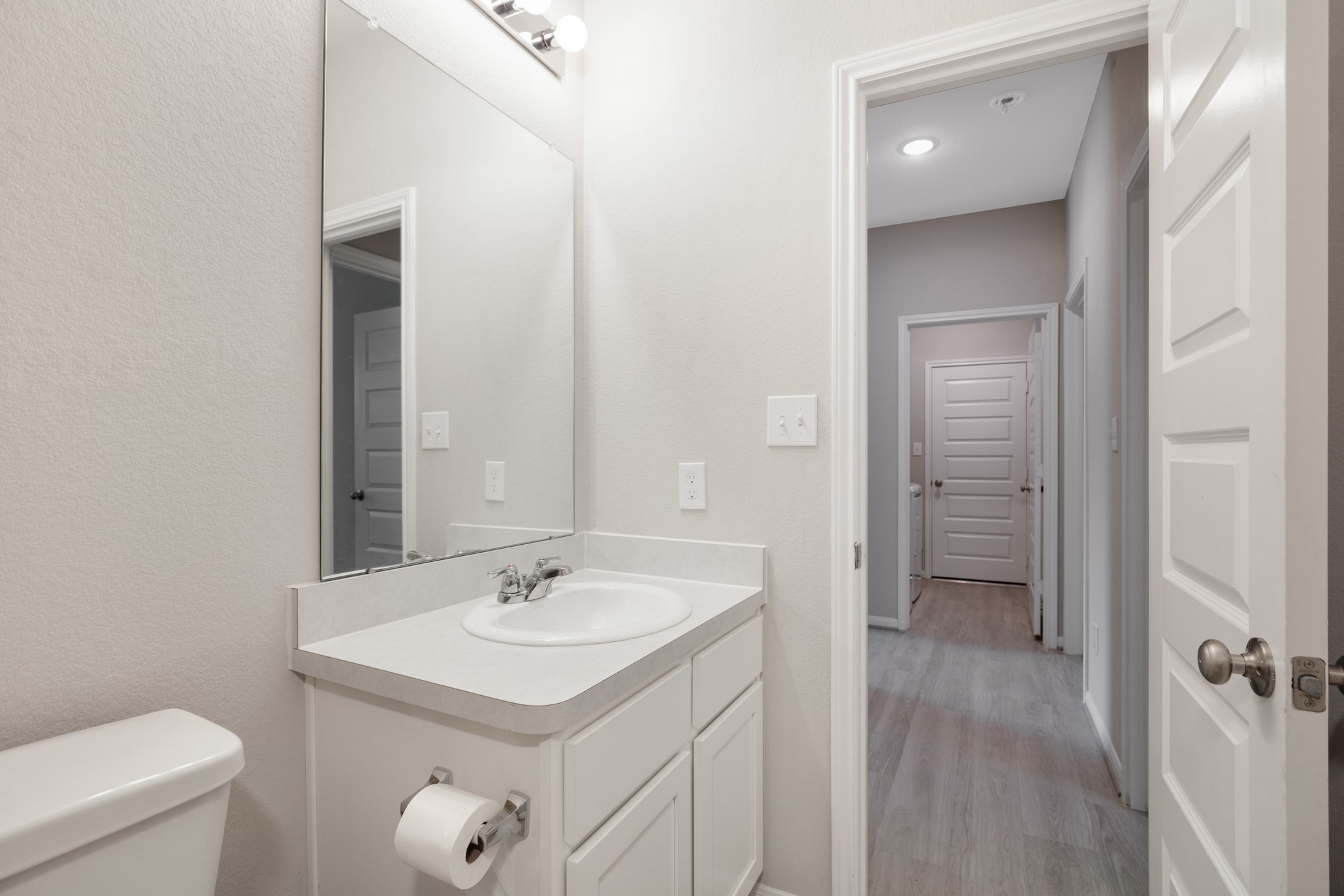 8439 Moonlight Bay Circle, Baytown, TX, 77523 | 71540950 | Realty Texas LLC
