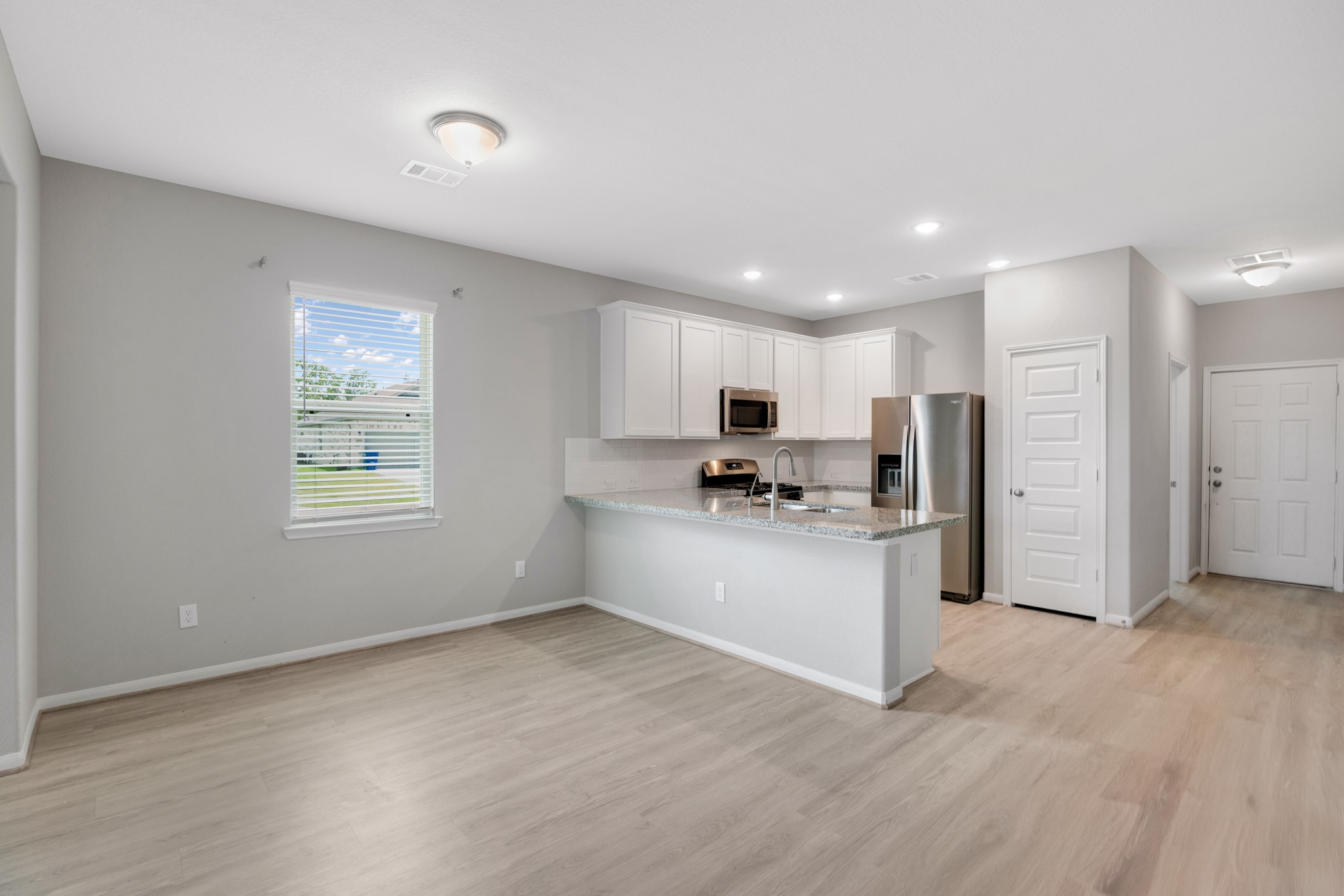 8439 Moonlight Bay Circle, Baytown, TX, 77523 | 71540950 | Realty Texas LLC