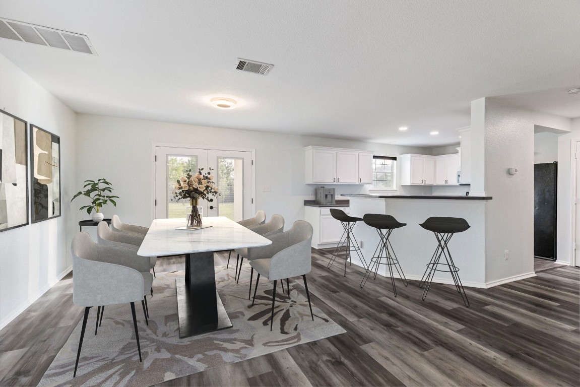 2306 McCombs A Street 