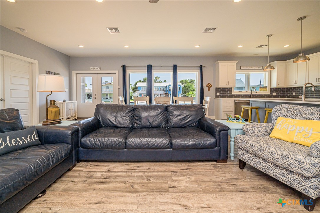 14 Luau Lane, Rockport, TX, 78382 | 589259 | Realty Texas LLC