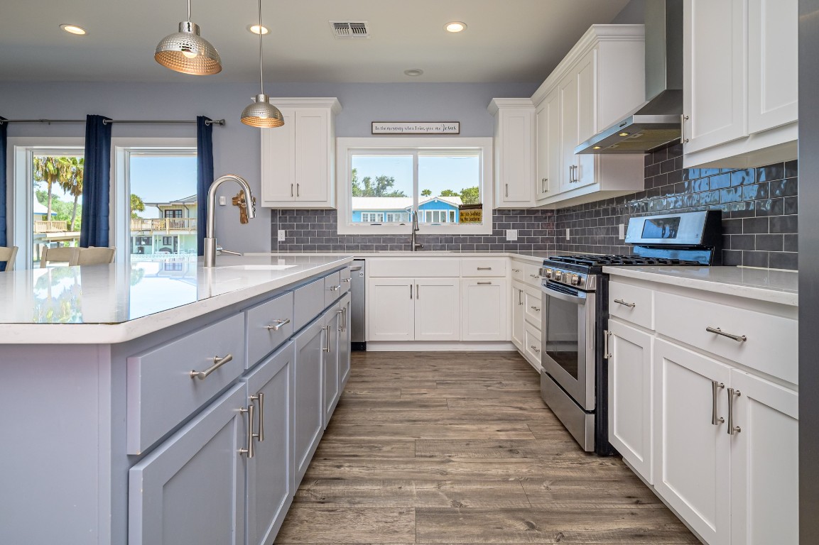 14 Luau Lane, Rockport, TX, 78382 | 8848540 | Realty Texas LLC