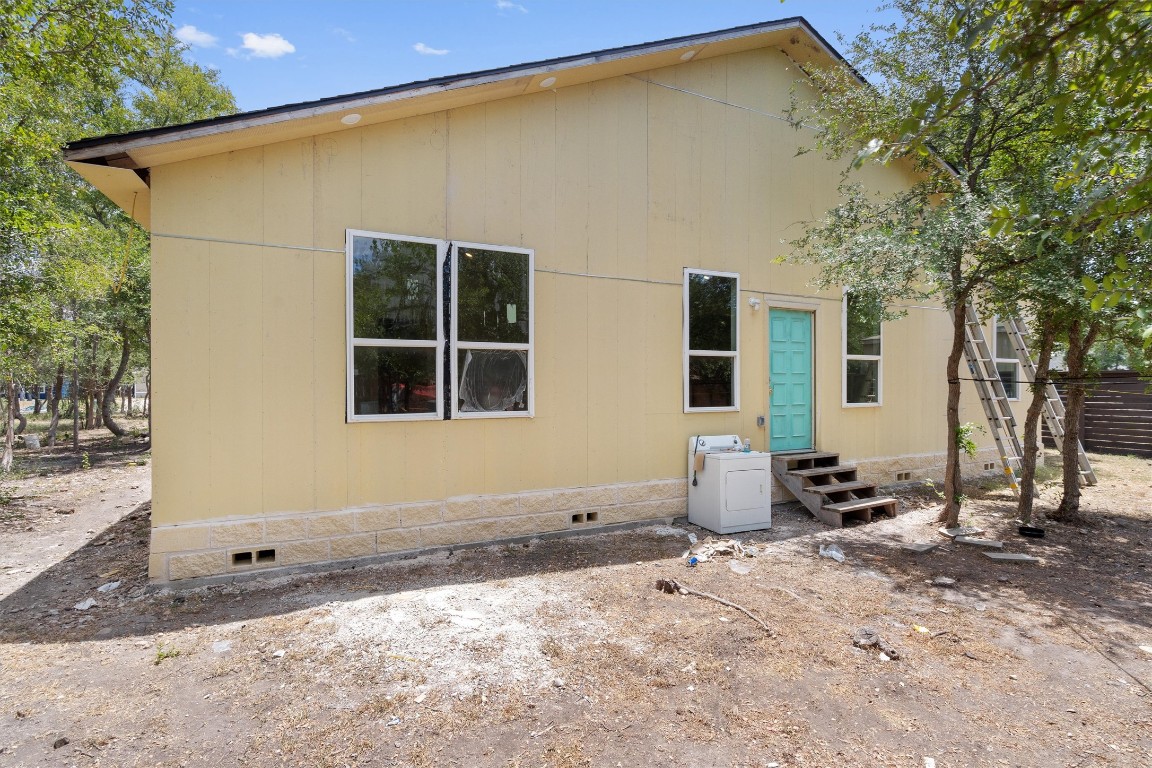 134 Plumeria Drive, Dale, TX, 78616 | 4454898 | Realty Texas LLC