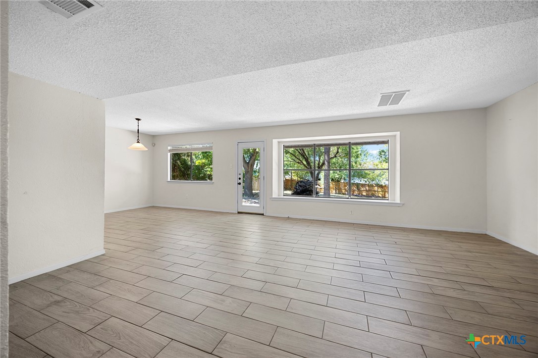 1038 Wisteria Trail, Austin, TX, 78753 | 590851 | Realty Texas LLC