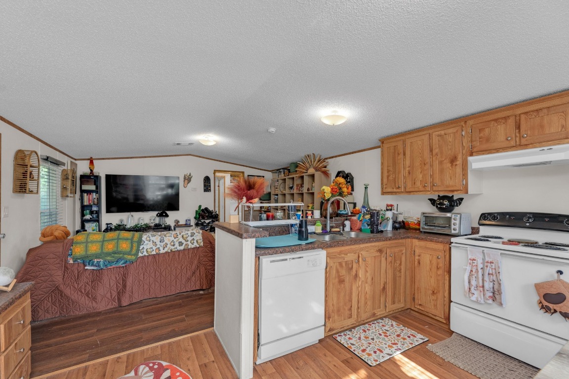 142 Forest Lane, Bastrop, TX, 78602 | 7823249 | Realty Texas LLC