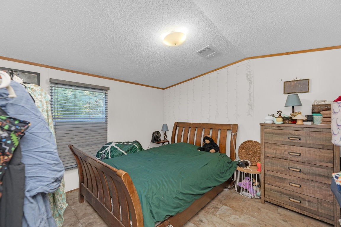 142 Forest Lane, Bastrop, TX, 78602 | 7823249 | Realty Texas LLC