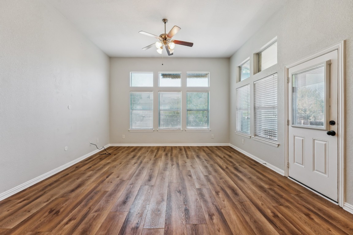 229 Wicker Park Way, Buda, TX, 78610 | 8484839 | Realty Texas LLC