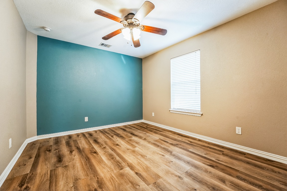 229 Wicker Park Way, Buda, TX, 78610 | 8484839 | Realty Texas LLC