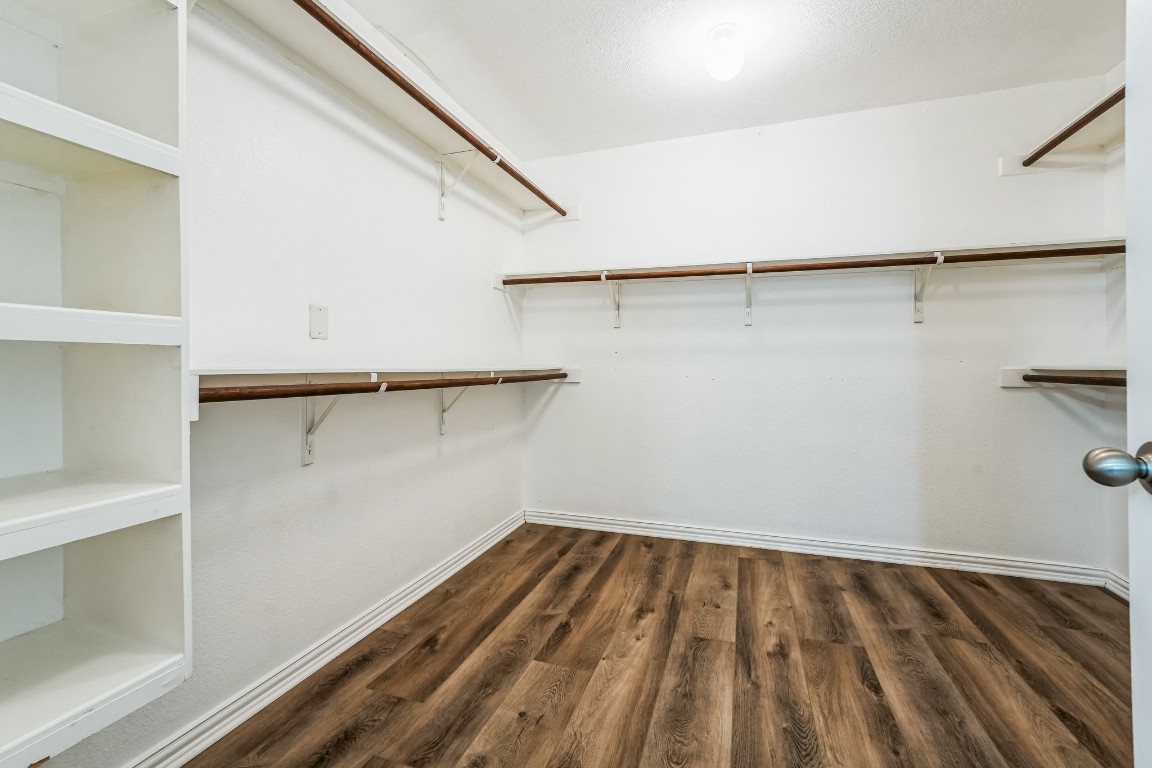 229 Wicker Park Way, Buda, TX, 78610 | 8484839 | Realty Texas LLC