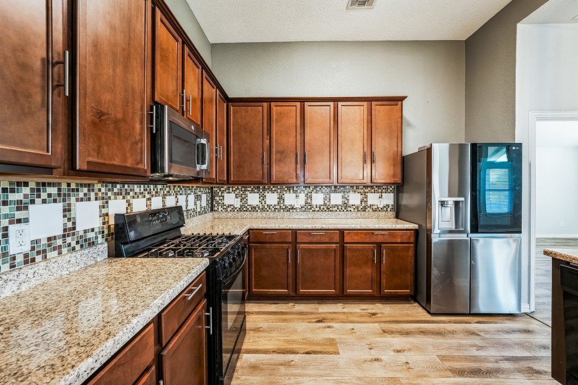 229 Wicker Park Way, Buda, TX, 78610 | 8484839 | Realty Texas LLC