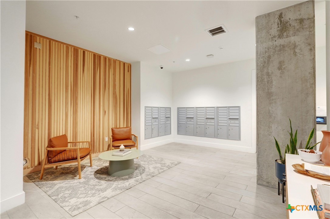 1600 S 1st Street 403, Austin, TX, 78704 | 591317 | Realty Texas LLC