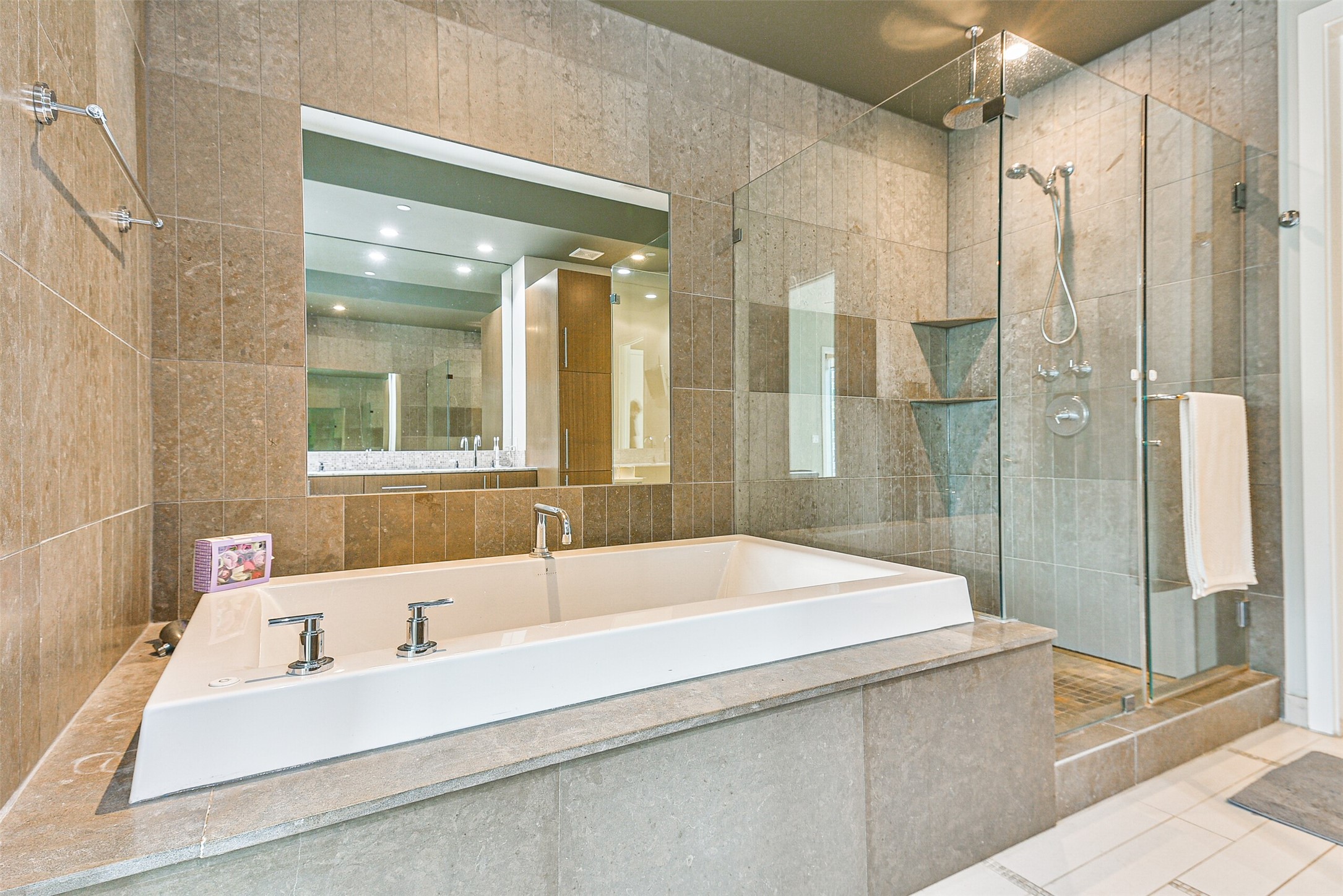 1600 Post Oak Boulevard 801, Houston, TX, 77056 | 66815172 | Realty Texas LLC