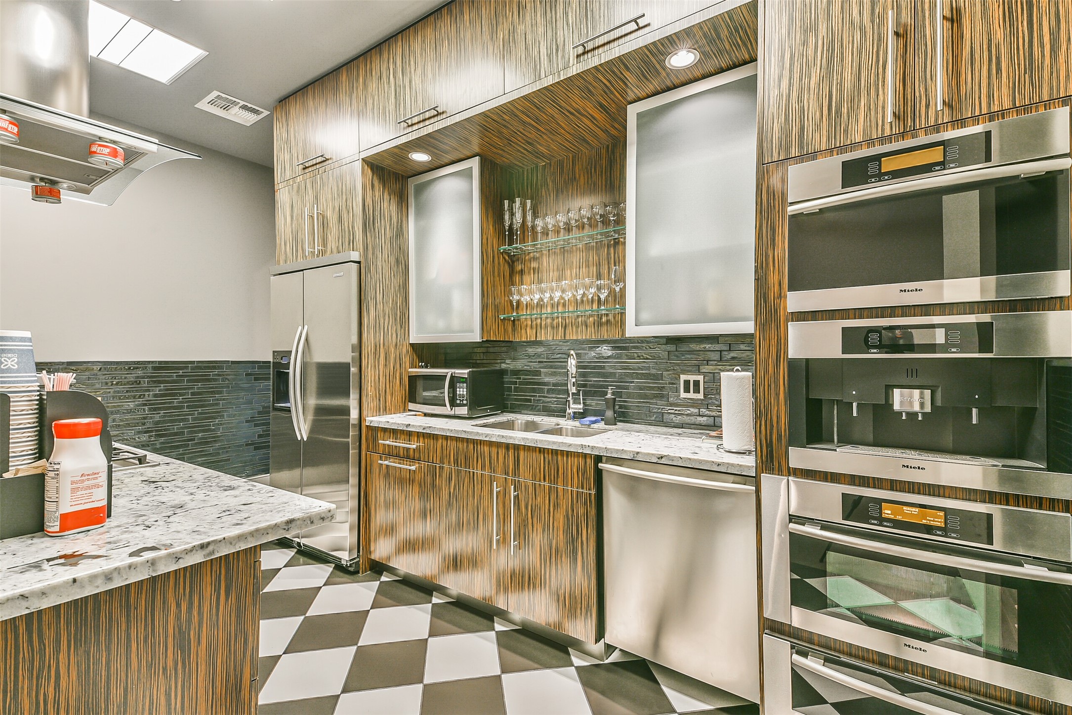 1600 Post Oak Boulevard 801, Houston, TX, 77056 | 66815172 | Realty Texas LLC