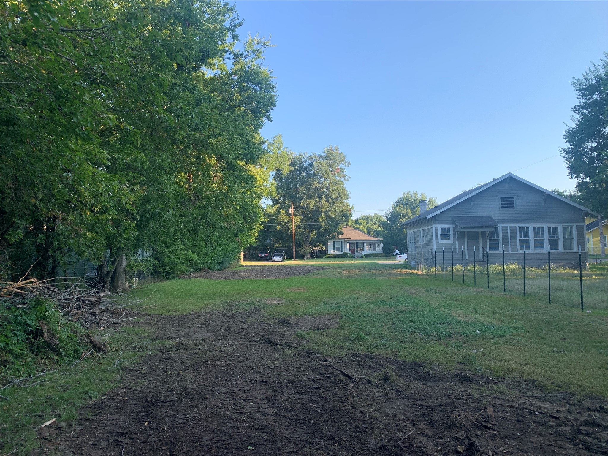 306 W Moore Street, Sherman, TX, 75090 | 21030828 | Realty Texas LLC