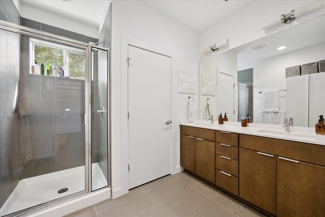 5615 1st Street 1, Austin, TX, 78745 | 6245851 | Realty Texas LLC