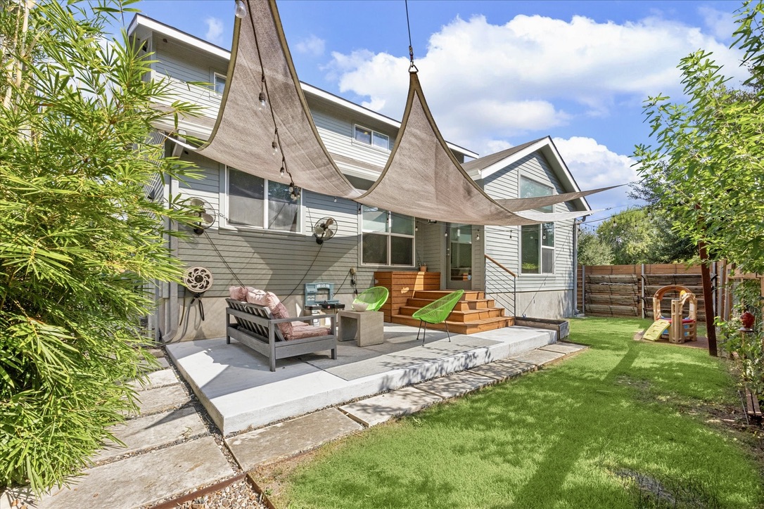 5615 1st Street 1, Austin, TX, 78745 | 6245851 | Realty Texas LLC