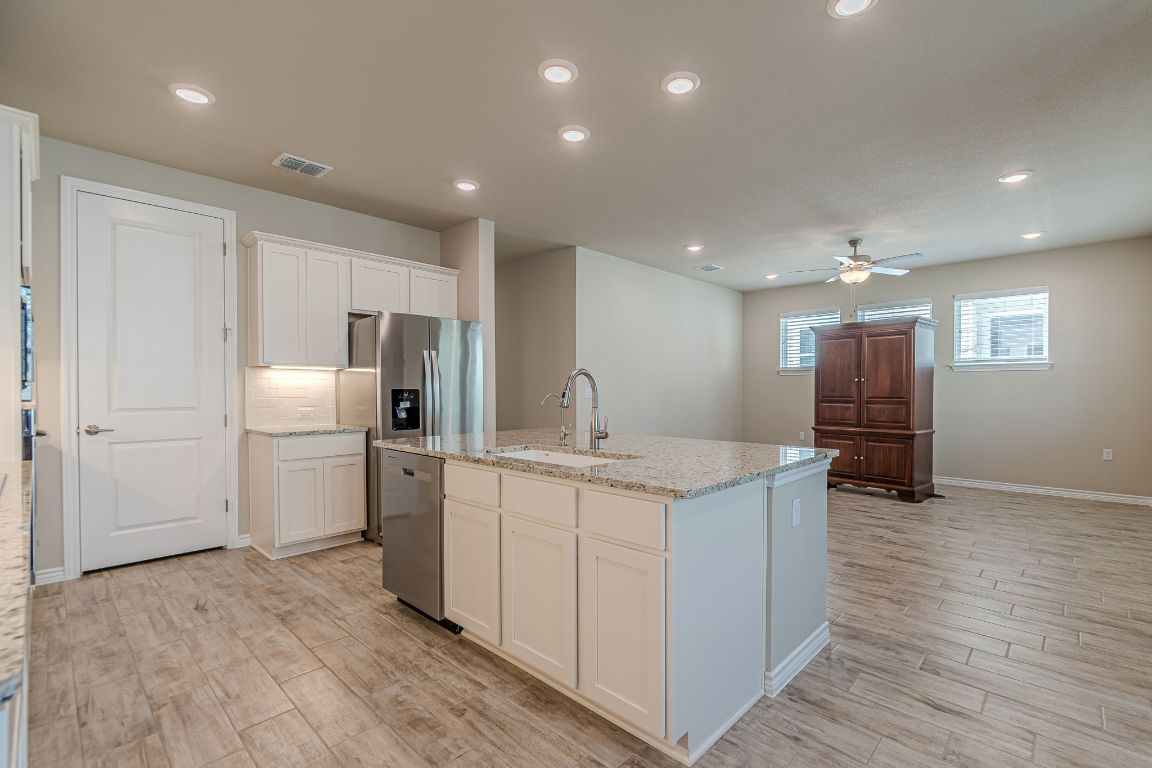 104 Menard Drive 102, San Marcos, TX, 78666 | 5513064 | Realty Texas LLC