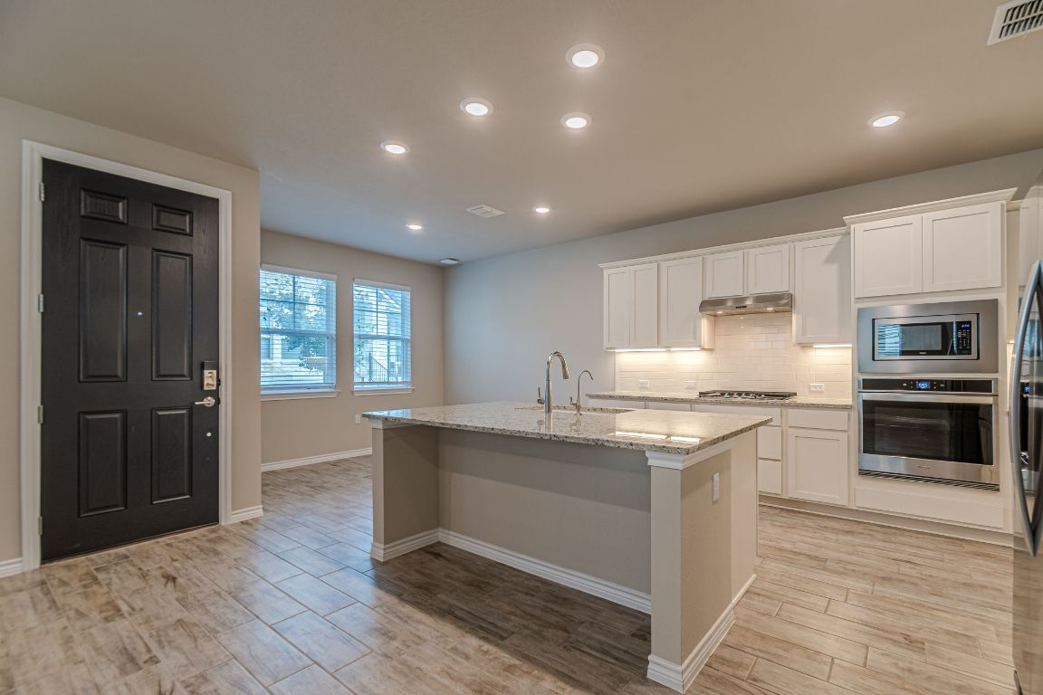 104 Menard Drive 102, San Marcos, TX, 78666 | 5513064 | Realty Texas LLC