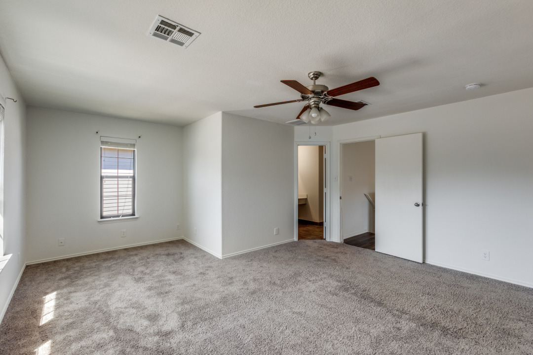 721 New Bridge Drive, Kyle, TX, 78640 | 8168983 | Realty Texas LLC