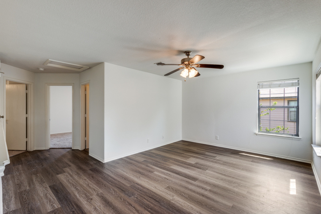 721 New Bridge Drive, Kyle, TX, 78640 | 8168983 | Realty Texas LLC