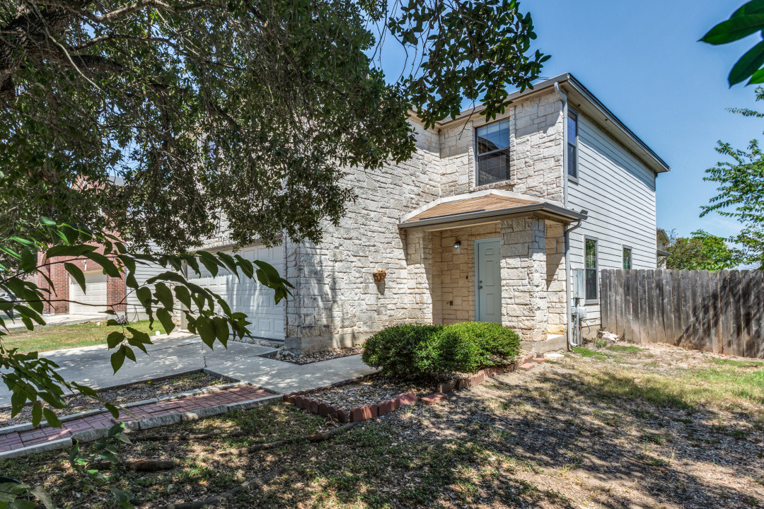 721 New Bridge Drive, Kyle, TX, 78640 | 8168983 | Realty Texas LLC