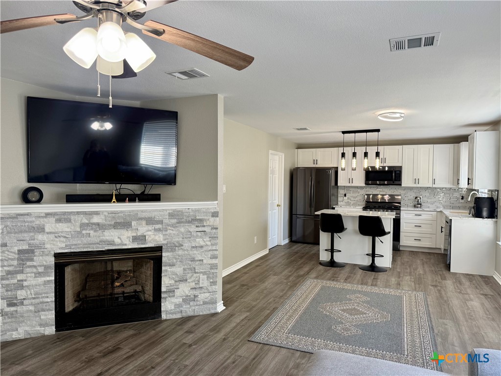 1002 Port Daniel Drive, Leander, TX, 78641 | 593020 | Realty Texas LLC