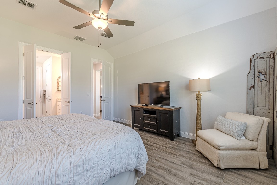 243 Singing Sumac Way, San Marcos, TX, 78666 | 5748113 | Realty Texas LLC