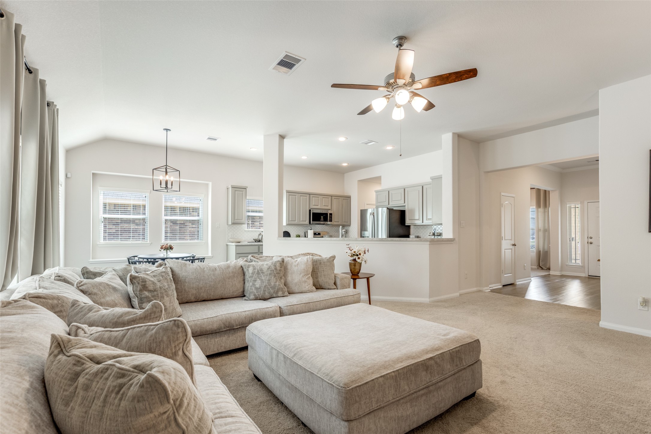 15043 Meadow Glen North Glen N, Conroe, TX, 77306 | 85854993 | Realty Texas LLC