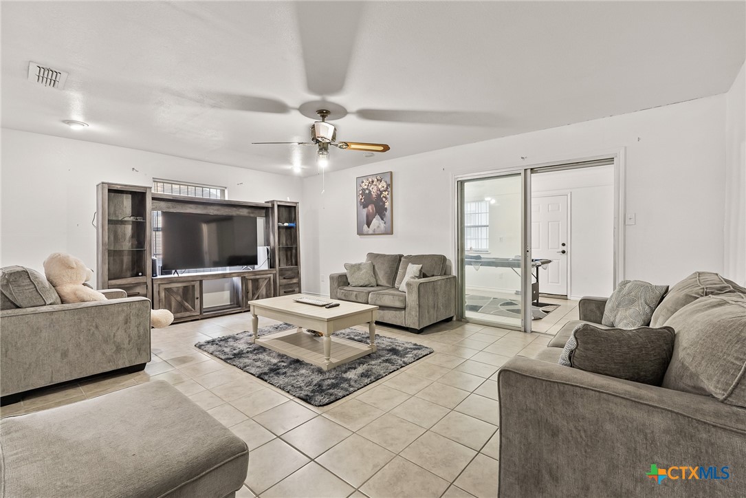 1007 Arkansas Avenue, Killeen, TX, 76541 | 593301 | Realty Texas LLC