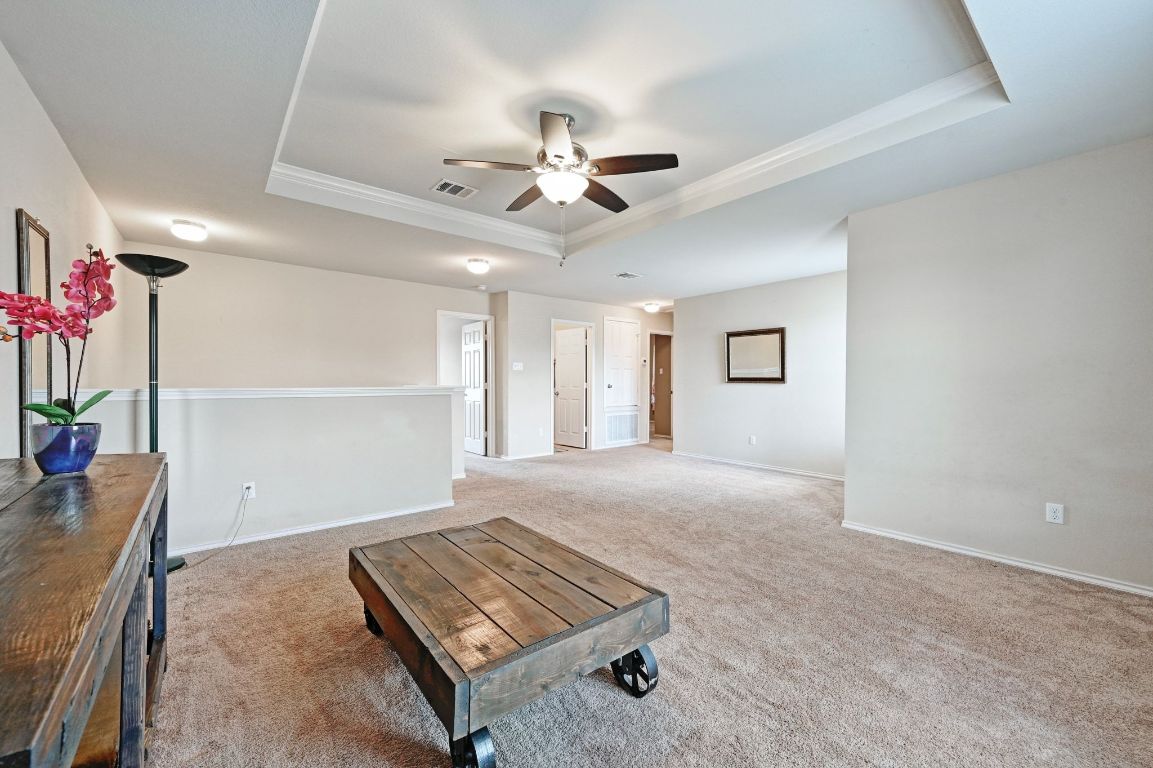 140 Lynn Crest Bend, Buda, TX, 78610 | 5914723 | Realty Texas LLC