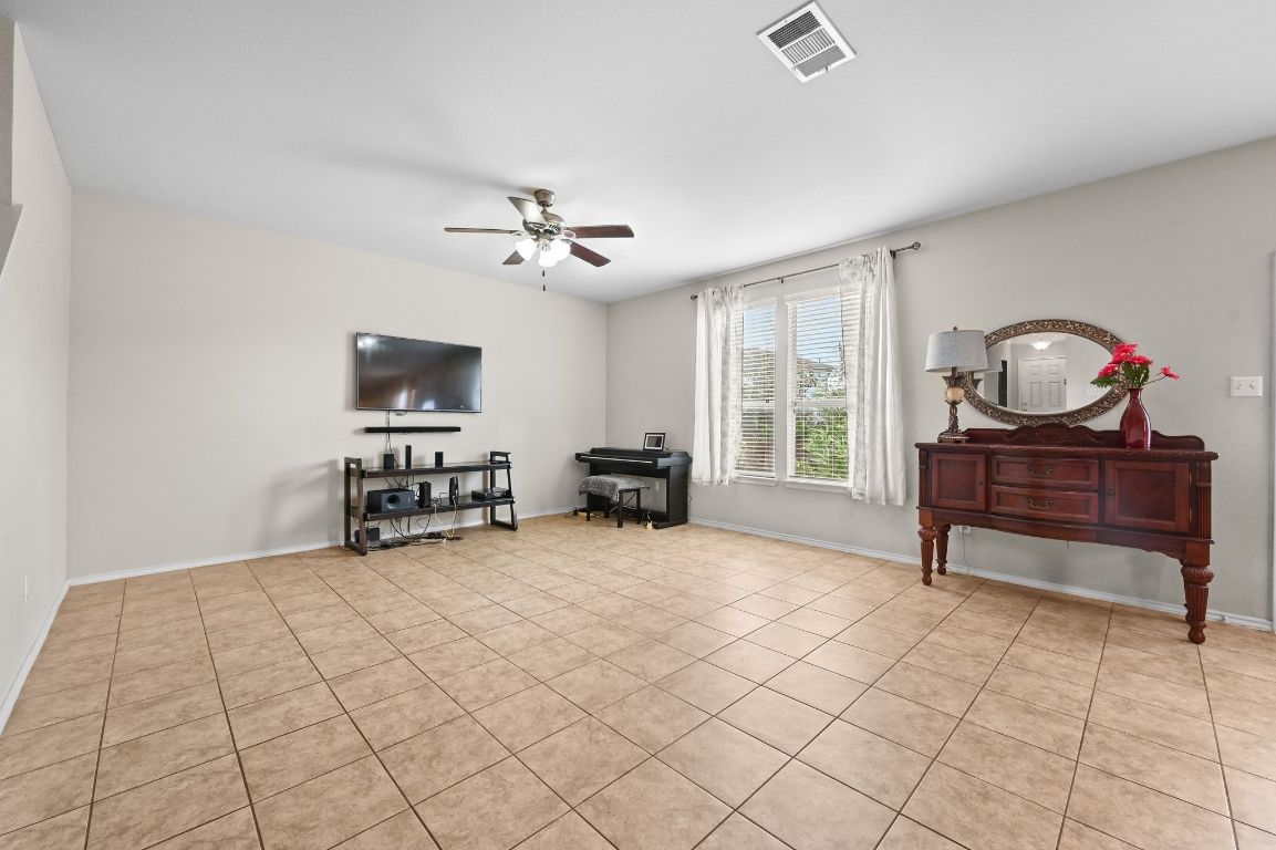 140 Lynn Crest Bend, Buda, TX, 78610 | 5914723 | Realty Texas LLC